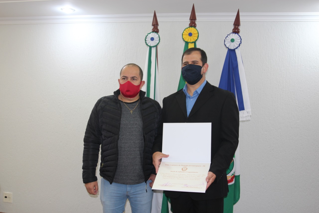 CÂMARA MUNICIPAL HOMENAGEIA CIDADÃOS E INSTITUIÇÕES COM MOÇÕES DE APLAUSOS (15).jpeg