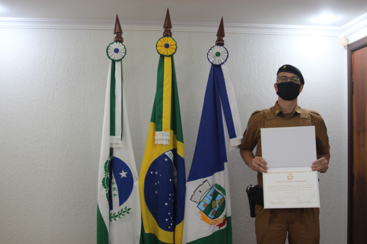 CÂMARA MUNICIPAL HOMENAGEIA CIDADÃOS E INSTITUIÇÕES COM MOÇÕES DE APLAUSOS (4).jpeg