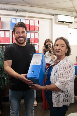  (<a class="download" href="https://www.guarapuava.pr.leg.br/imprensa/galeria/assinatura-de-termo-de-cessao-de-documentos-historicos/MG_9785.jpg/at_download/image">Download</a>)