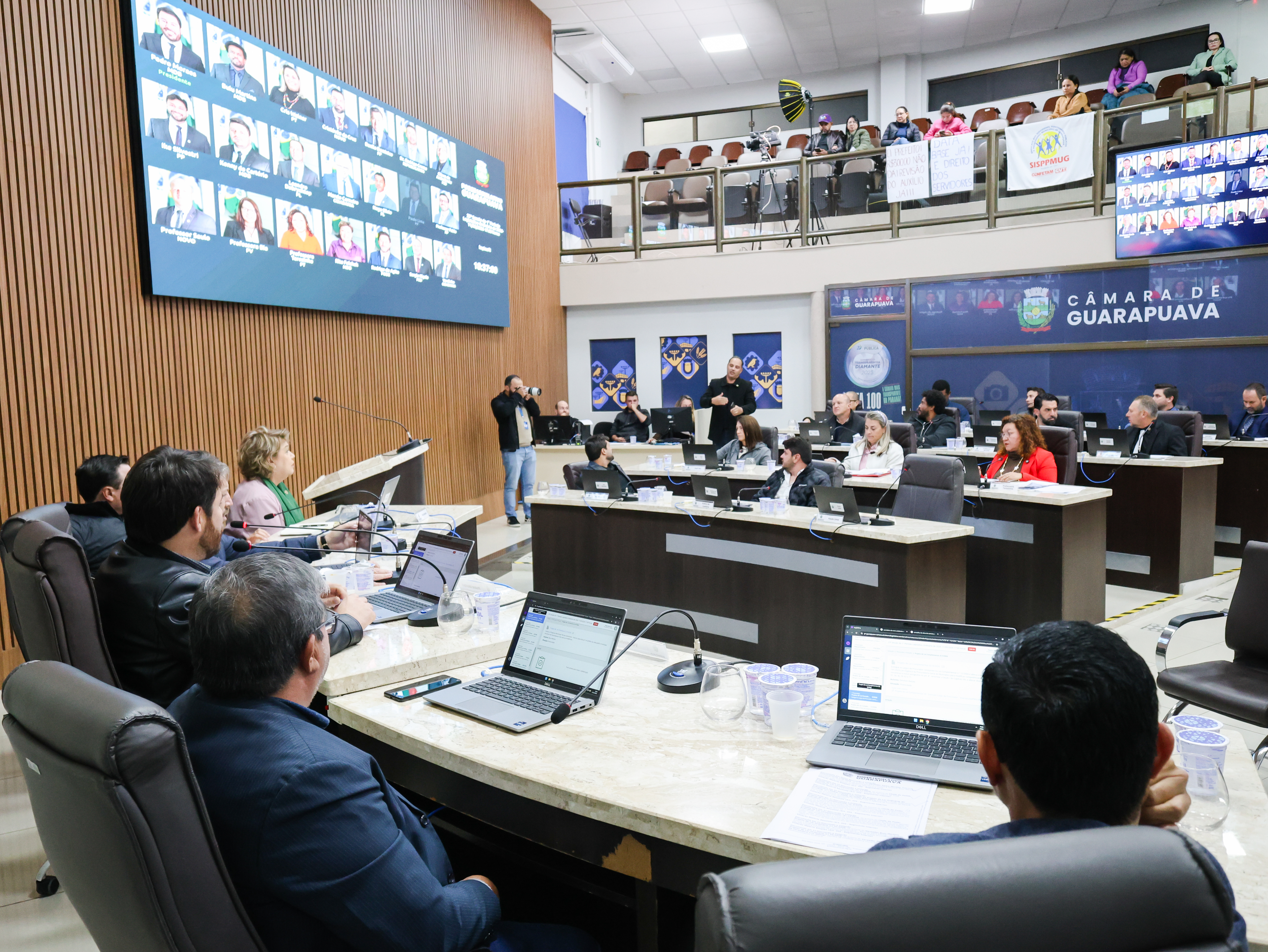 Câmara aprova em 1ª votação projeto que busca equacionar déficit atuarial do GUARAPUAVA PREV