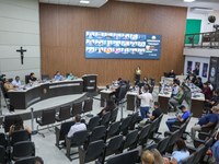 Câmara aprova inclusão do termo "Vereadora" no dia municipal da categoria