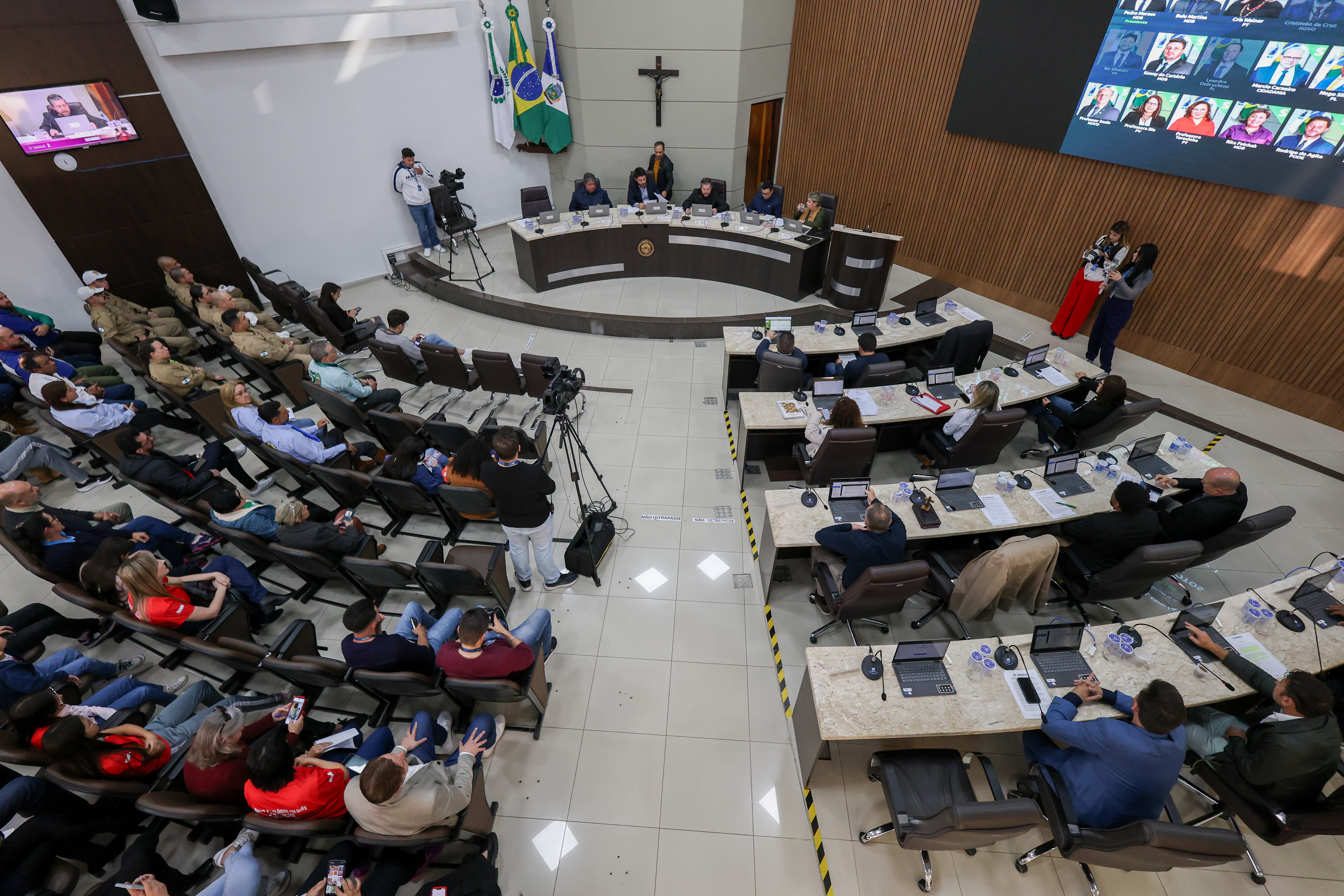 Câmara de Guarapuava institui Prêmio Jovem “Sementes do Amanhã” para reconhecer protagonismo e liderança juvenil
