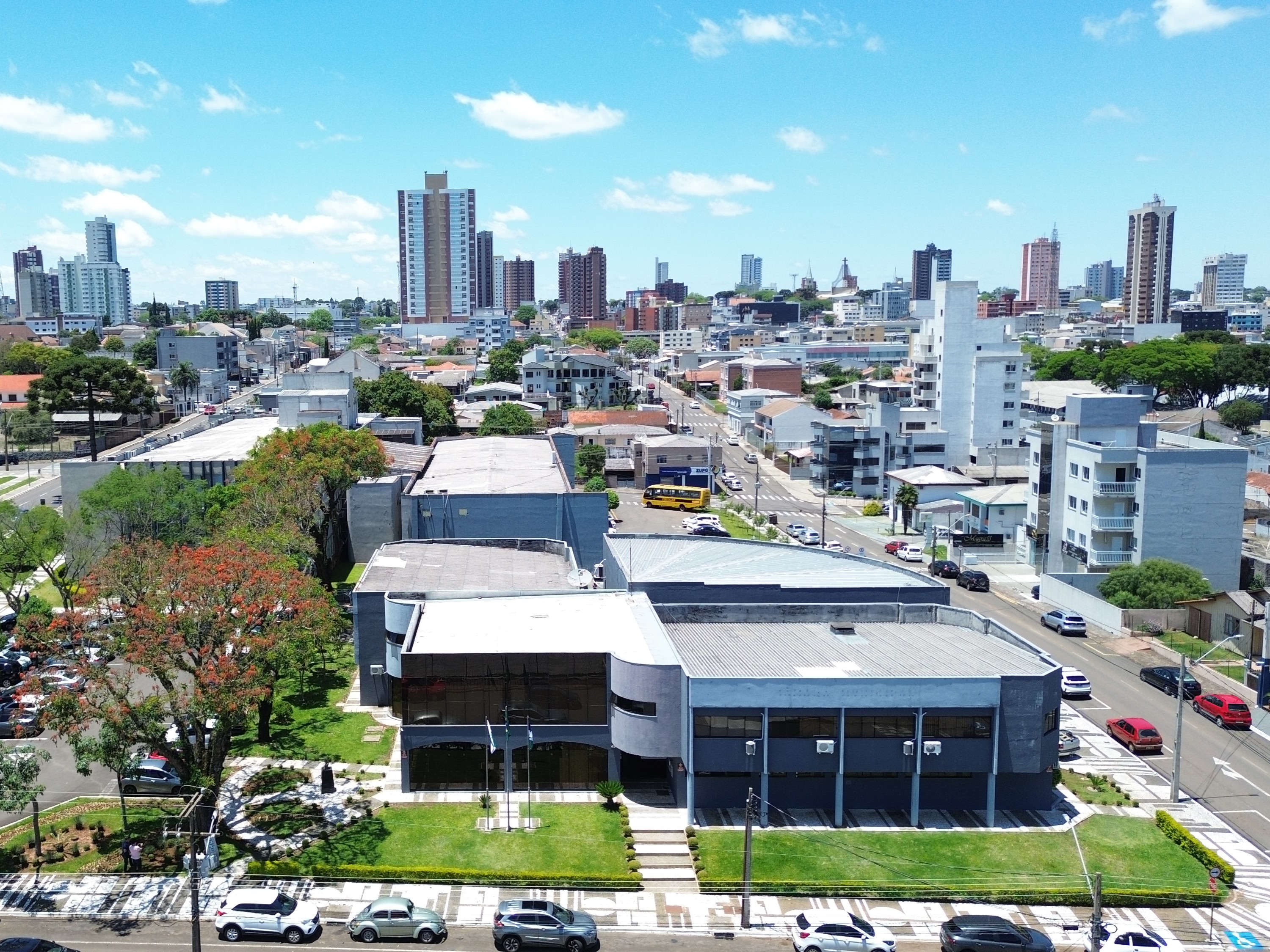 Câmara de Guarapuava vota projetos sobre proteção às mulheres e causa animal nesta terça-feira