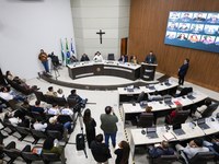 Câmara de Guarapuava vota R$ 35 milhões para obras viárias, regularização de edificações e recursos para saúde e inovação nesta segunda-feira (08/06)