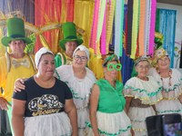 Carnaval dos Idosos reúne 800 pessoas e celebra alegria da melhor idade em Guarapuava