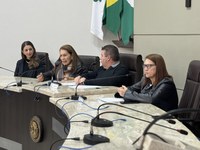 Comissão de Legislação, Justiça e Redação analisa 10 projetos durante a semana, incluindo doação de terrenos ao Minha Casa, Minha Vida