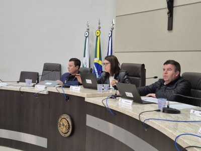 Comissão de Legislação, Justiça e Redação analisa 13 propostas em reunião extraordinária