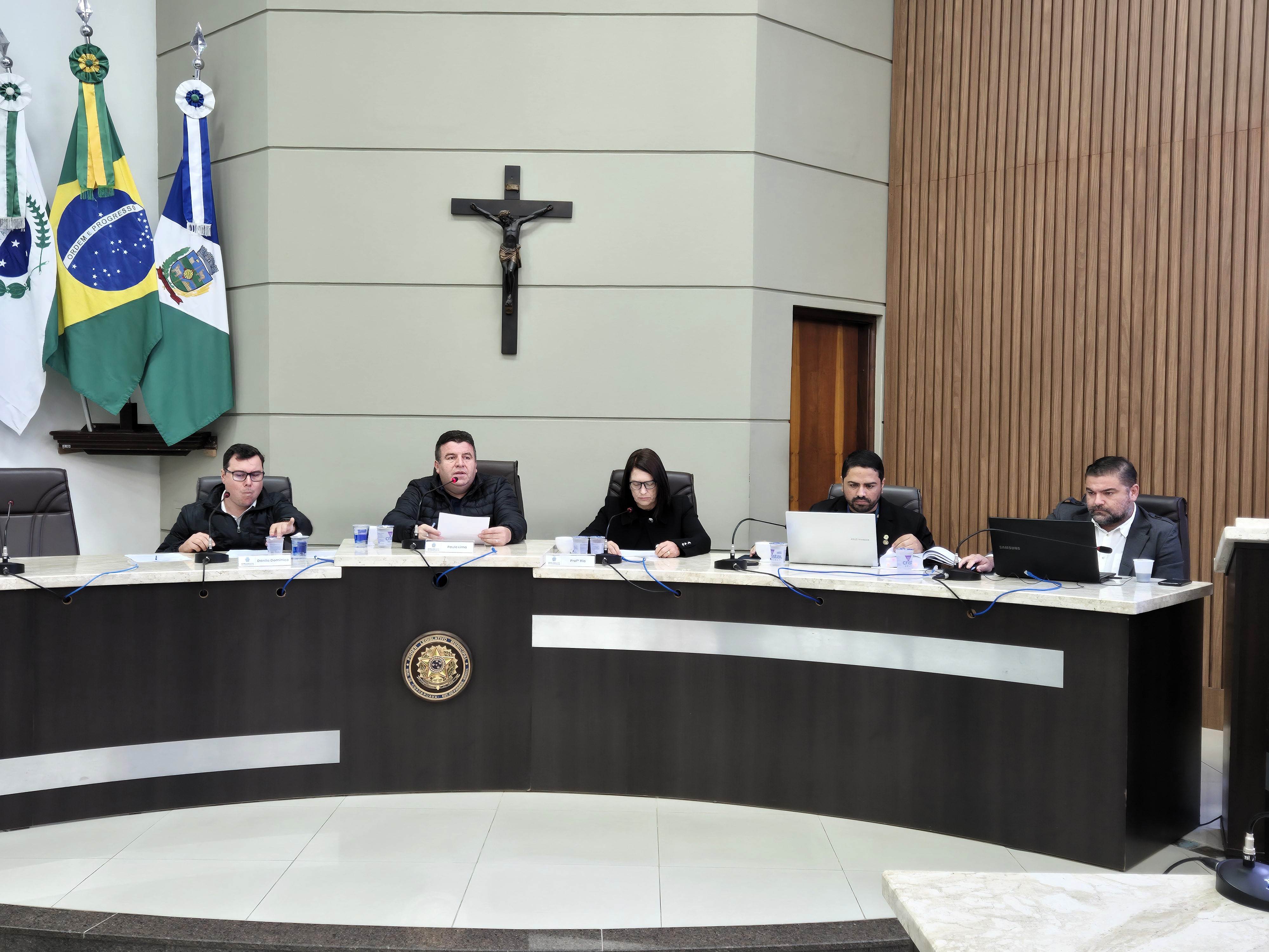 Comissão de Legislação, Justiça e Redação emite parecer favorável a 9 projetos nesta quarta-feira