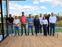 Descomplica Guarapuava: projeto inicia rodada de reuniões com entidades e tem primeiro encontro na OAB