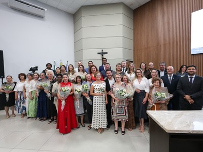 Em noite de celebração, Câmara de Guarapuava homenageia 17 mulheres no Diploma Mulher Cidadã 2026