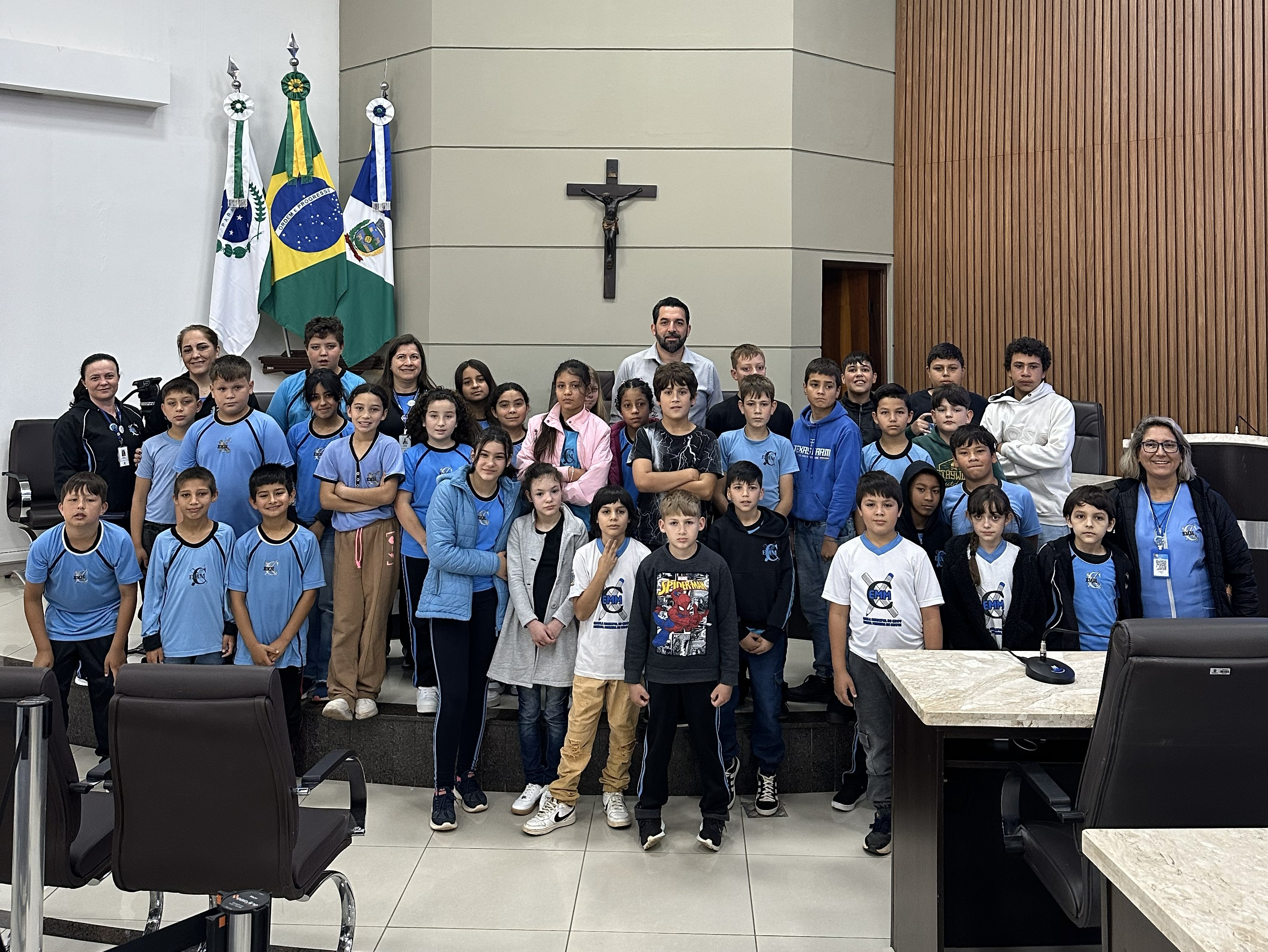 Estudantes da Escola Manoel Moreira de Campos visitam Câmara de Guarapuava