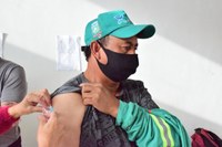 Legislativo destaca vacinação de coletores de lixo em Guarapuava
