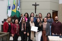 Legislativo presta homenagem ao projeto Florescer