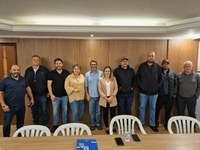 Moradores do bairro Jordão levam demandas à Câmara de Guarapuava em reunião com presidente Pedro Moraes