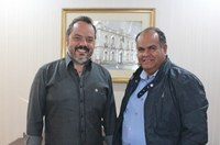 NETO RAUEN FIRMA PARCERIA COM CÂMARA MUNICIPAL DE GUARAPUAVA