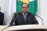 Projeto que concede título de Cidadão Benemérito funcionário público aposentado João Pedro Machado será encaminhado para sanção