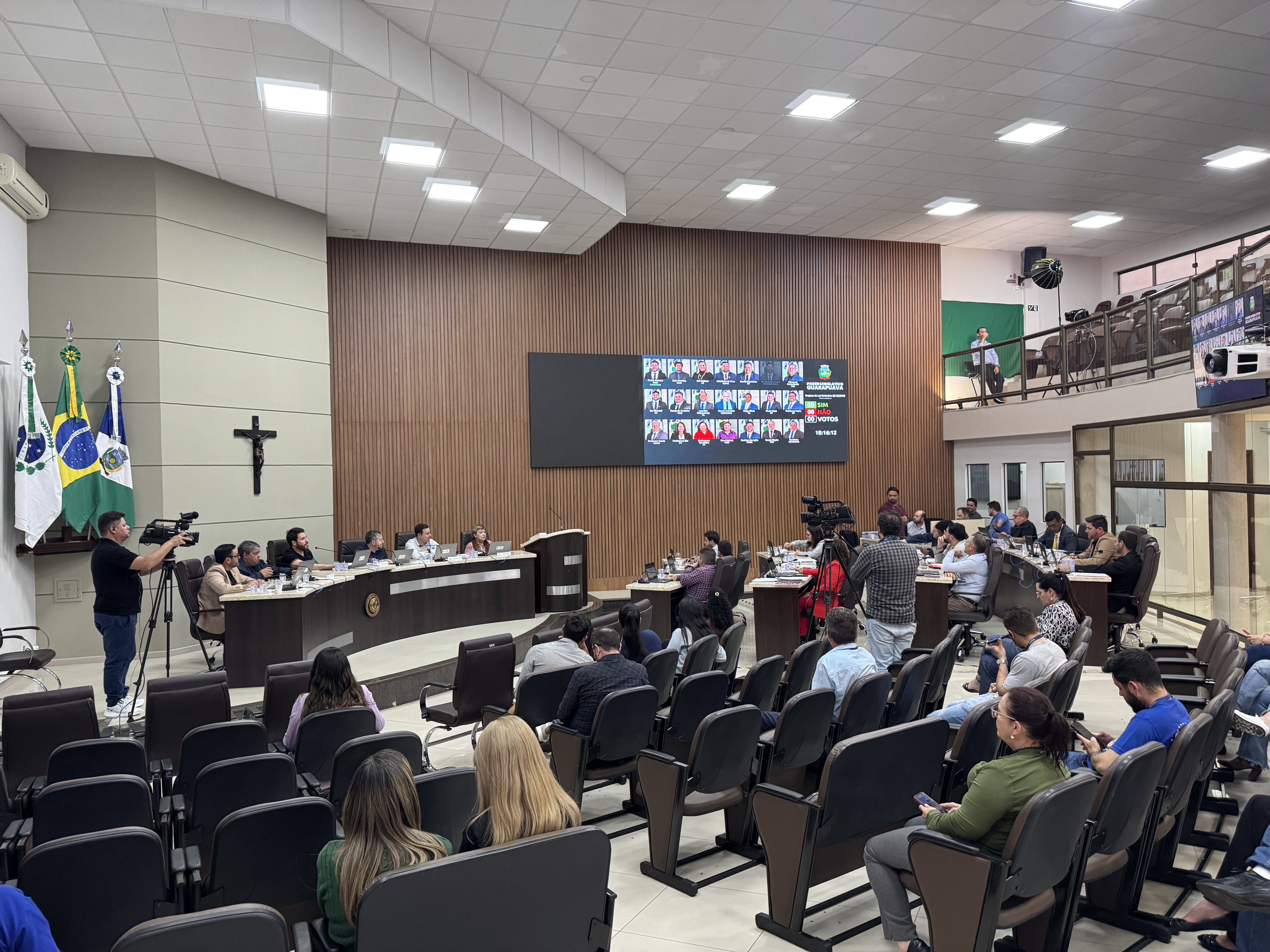 Projetos de habitação, transporte e segurança em sessões desta quarta-feira são aprovados