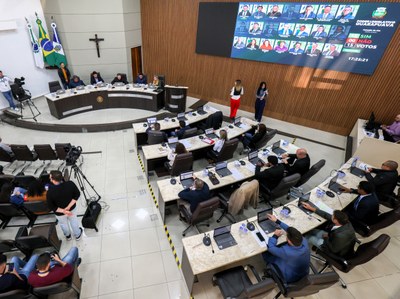 Requerimento aprovado pede melhorias no diagnóstico e tratamento da endometriose em Guarapuava