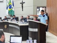 Vereadores mirins tomam posse na Câmara de Guarapuava