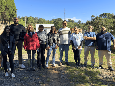 Vereadores realizam visita técnica a abrigo em Prudentópolis para conhecer iniciativas voltadas à causa animal