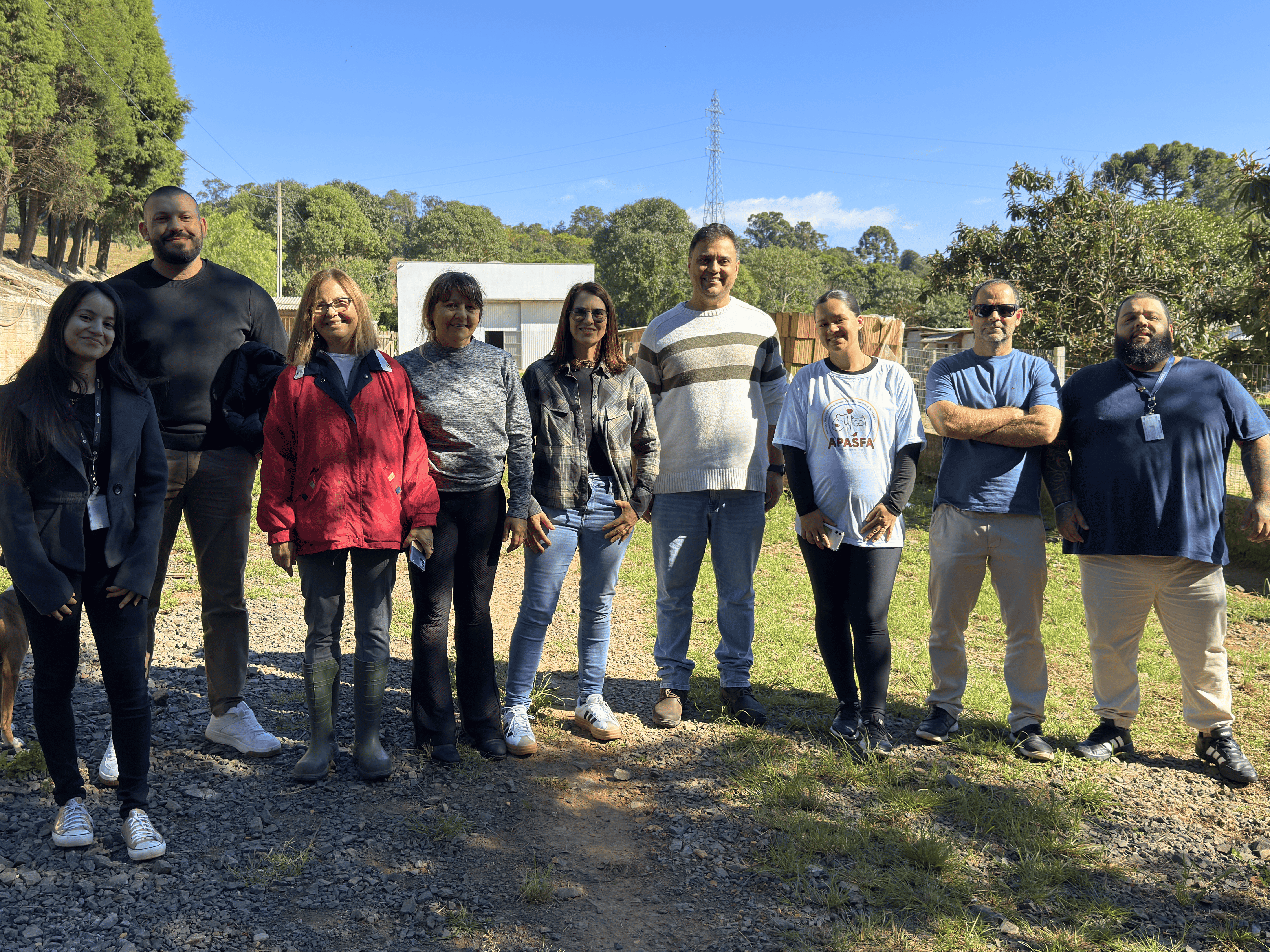 Vereadores realizam visita técnica a abrigo em Prudentópolis para conhecer iniciativas voltadas à causa animal